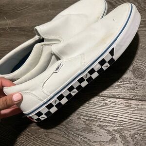Men’s slip on vans